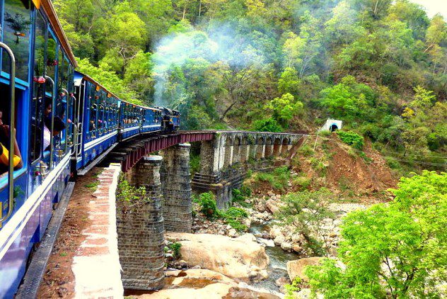 nilgiri-mountain-railway-on-bridge-