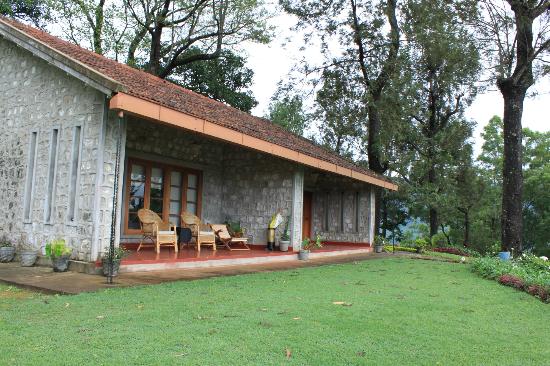 Valparai tea bungalow