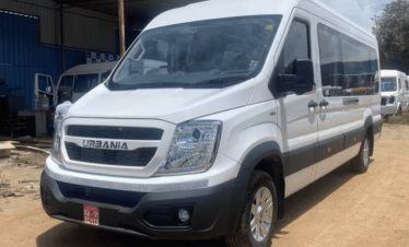 Force Urbania rental in Calicut / Kozhikode