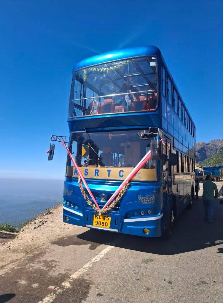 munnar-ksrtc-double-decker-bus-royal-view-ride